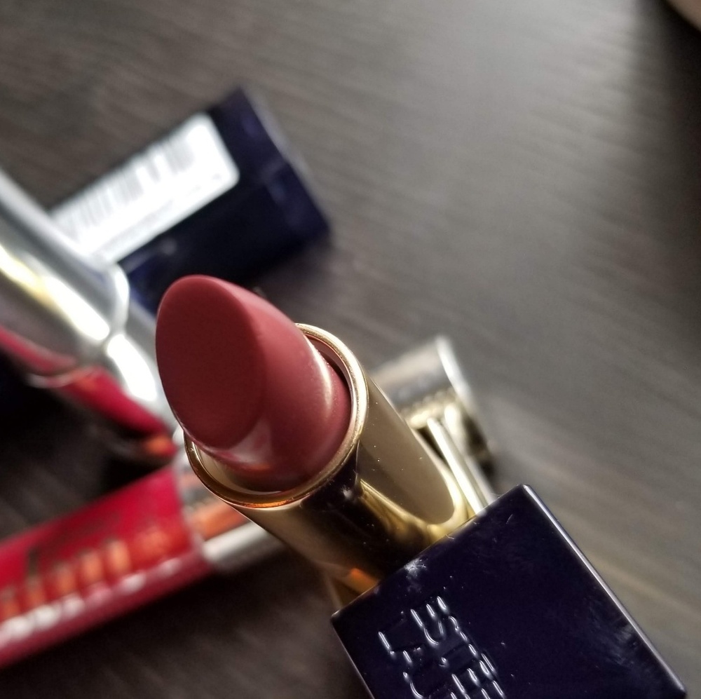 Estee Lauder Pure Color Envy Sculpting Lipstick